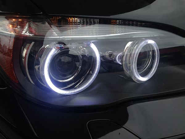 BMW 3 series dimmable E46 Led Angel eyes / HALO mounting