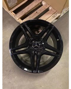 W828 Gloss Black 19x8.5 ET35 5x112 CB66.6