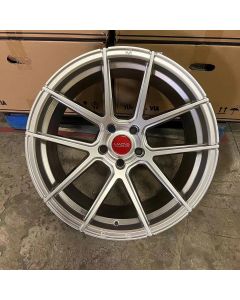 W025 MR10 Hyper Silver 19x8.5 ET35 5x114.3 CB73.1